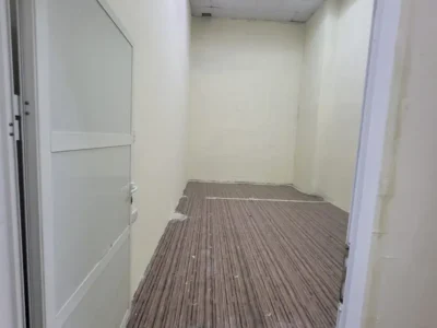 High Ceiling Storage for Rent-350 sqft on Mezzanine Floor 350x47