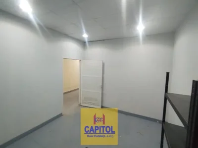 SPACIOUS MEZZANINE FLOOR UNIT WITH WINDOWS AND WASHBASIN WITH A WIDE ENTRY ACCESS