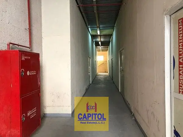 275 SQFT WAREHOUSE AVAIALBLE FOR RENT