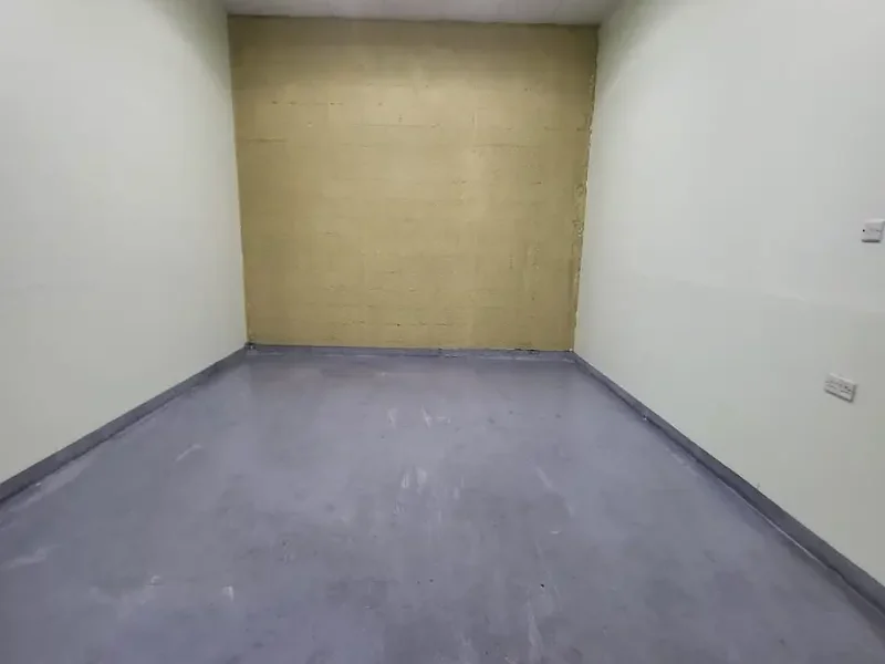 405 SQFT BRAND NEW STORAGAEWAREHOUSE AVAILABLE FOR RENT IN ALQUOZ 4 (SD)
