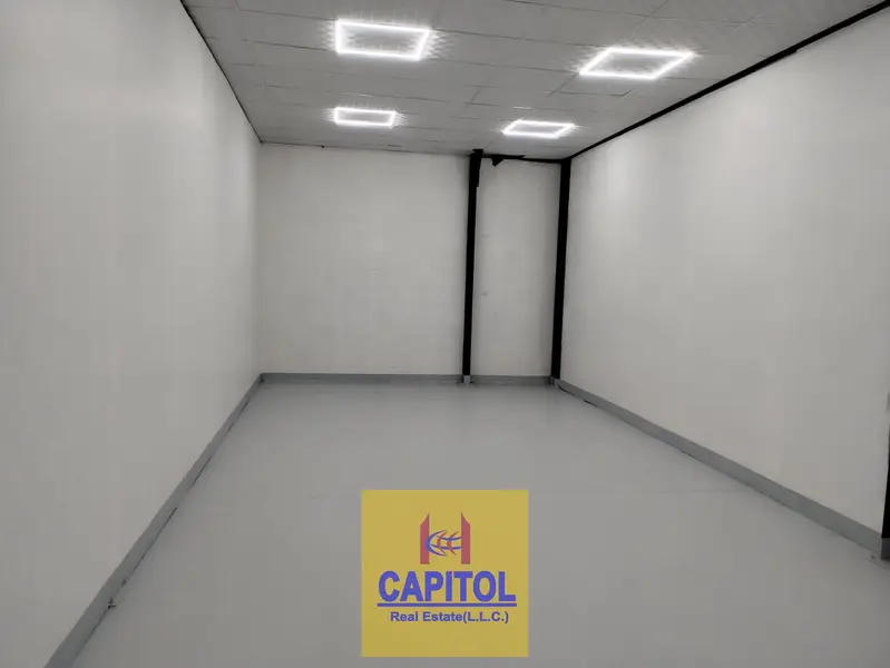 545 SQFT HIGH CEILING WAREHOUSE AVAILABLE FOR RENT Mezzanine Floor