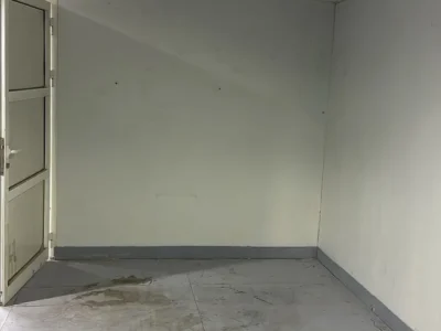 Cost Friendly Warehouse Unit Designed for Straightforward Storage Use in a Well Connected Industrial Area
