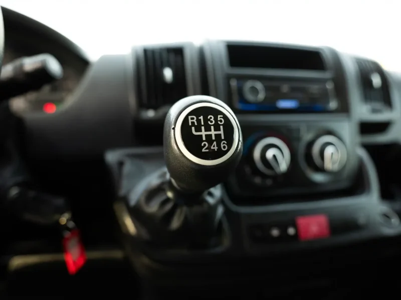 2022 Peugeot Boxer L2h2 2.2L 4-cylinder Turbo Diesel Engine Manual White Black Panel Van GCC
