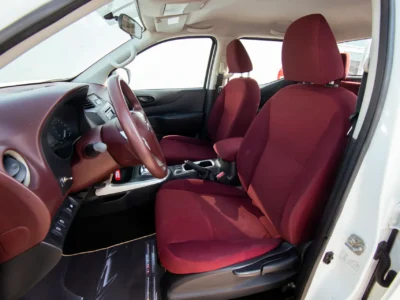 2022 Nissan Navara SE 2.5L 4 Cylinders Petrol Engine Automatic White Red Pickup Truck GCC Specs