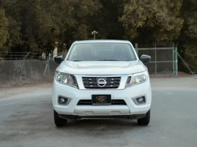 2022 Nissan Navara SE 2.5 Litres 4 Cylinders Petrol Engine White Red Pickup Truck GCC Specs MT