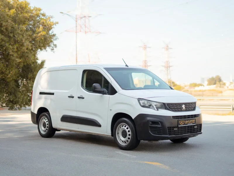 2020 Peugeot Partner Long Van 1.6 Litres 4 Cylinders Petrol White Grey Panel Van GCC Specs