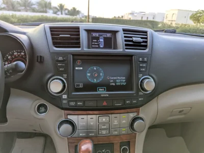 2010 Toyota Highlander Limited 6 Cylinders petrol Engine White Beige SUV Full Option
