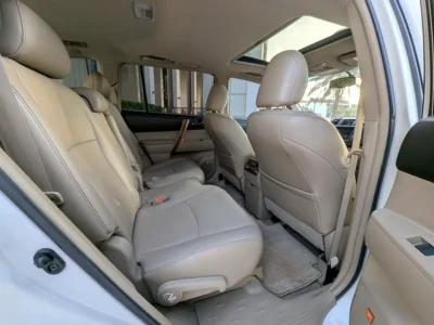 2010 Toyota Highlander Limited 6 Cylinders petrol Engine White Beige SUV Full Option