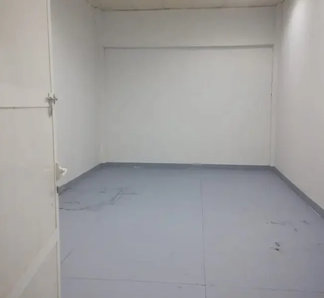 EFFICIENT AND WELL MAINTAINED STORAGE WAREHOUSE UNIT AVAILABLE FOR RENT IN AL QUOZ 4