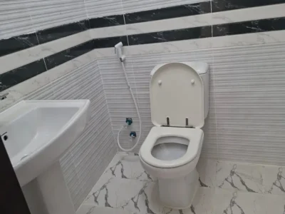 450 sqft Ground Floor Warehouse Available in Al Quoz