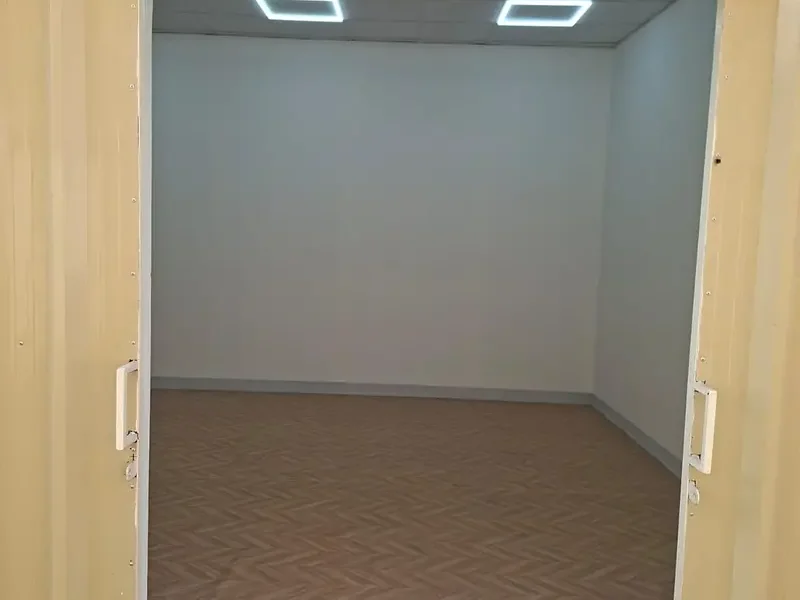 450 sqft Ground Floor Warehouse Available in Al Quoz