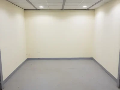 400 sqft on Mezzanine Floor Easy for Loading for Storage