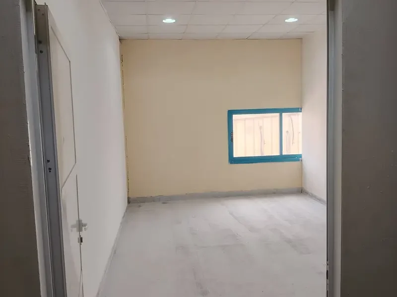 800 sqft Warehouse Available in Al Quoz Industrial