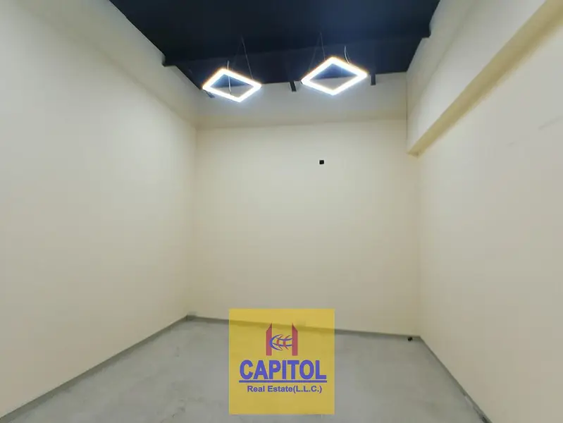 320 Sqft Warehouse Available in Al Qouz 04