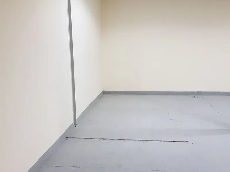 435 sqft Mezzanine Floor Small Storage Warehouse Al Quoz