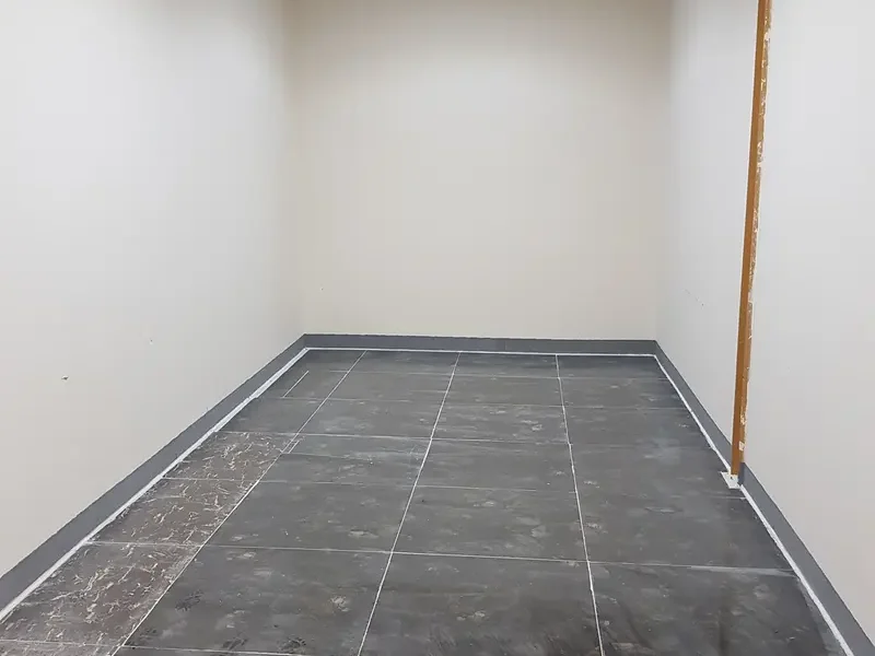 435 sqft Mezzanine Floor Small Storage Warehouse Al Quoz