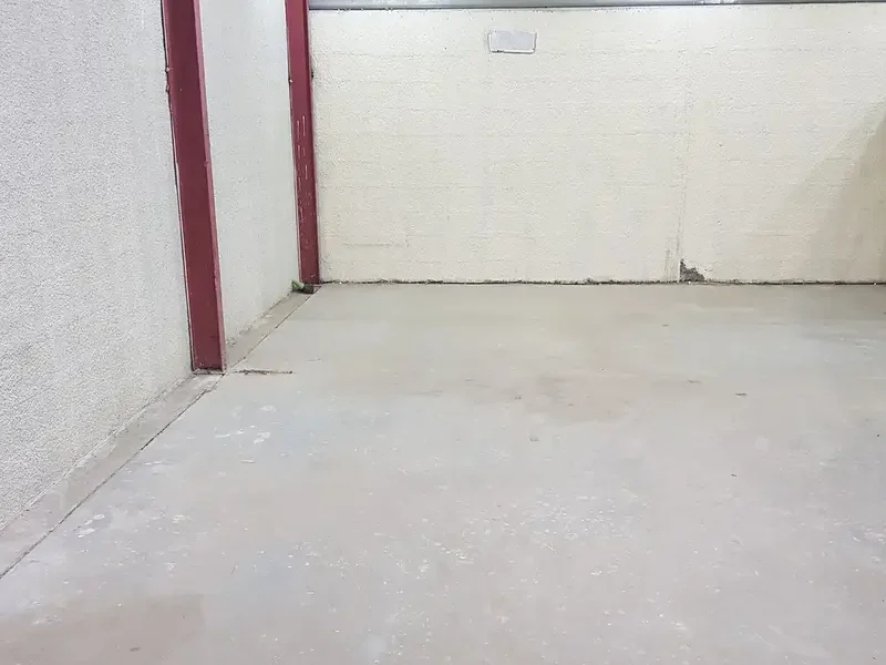 435 sqft Mezzanine Floor Small Storage Warehouse Al Quoz