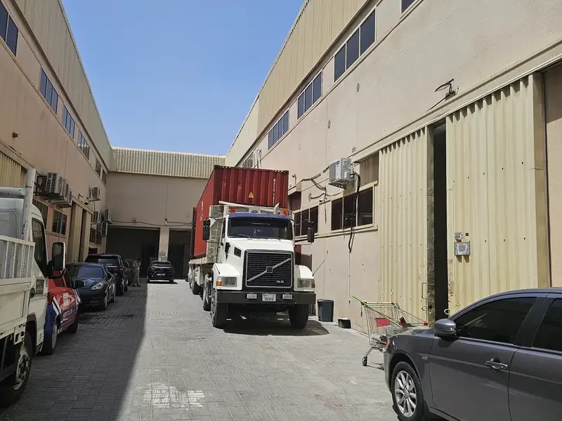 SAFE AND SECURE STORAGE WAREHOUSE SPACE AVAILABLE IN AL QUOZ