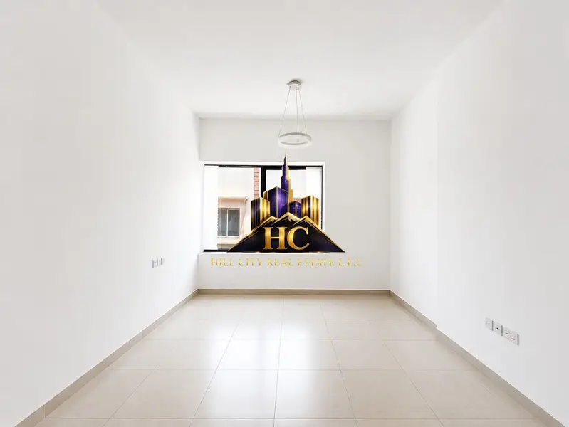 Bright & Spacious Studio Apartment in Al Bada Satwa Same Lulu Hyper market Building