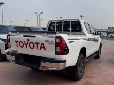 2026 Toyota Hilux GLX 2.7 Litres 4 Cylinders Petrol Engine White Red Pickup Truck GCC