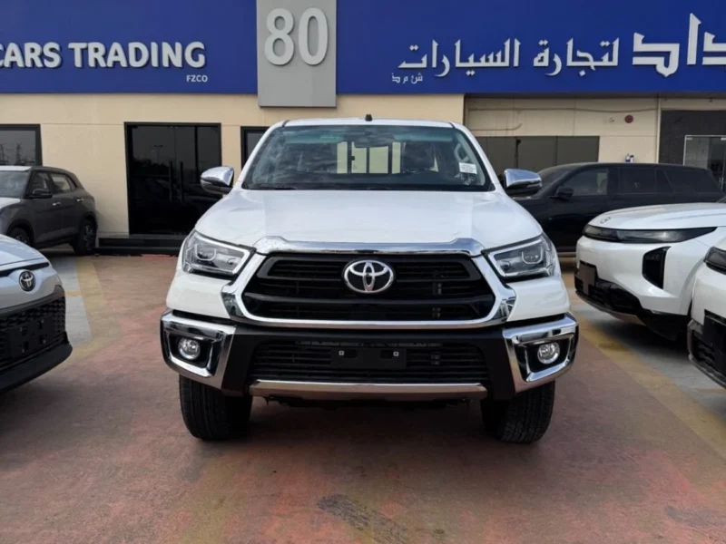 2026 Toyota Hilux GLX Manual 2.7 Litres 4 Cylinders Petrol Engine White Red Pickup Truck GCC