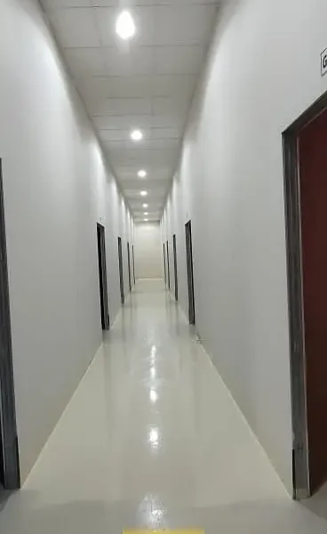 350 SQFT WAREHOUSE AVAIALBLE FOR RENT