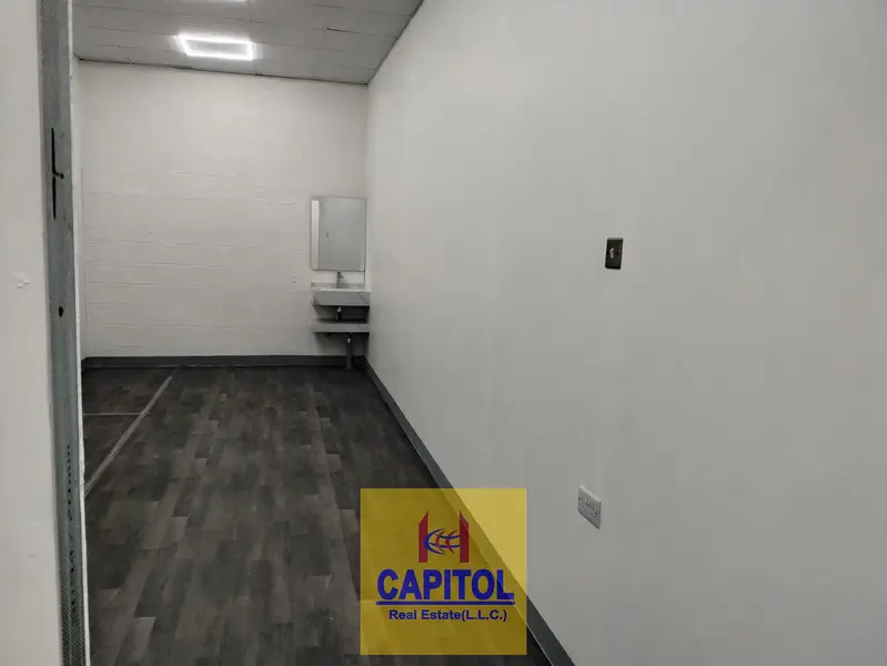 Affordable Small Warehouse 260 Sqft