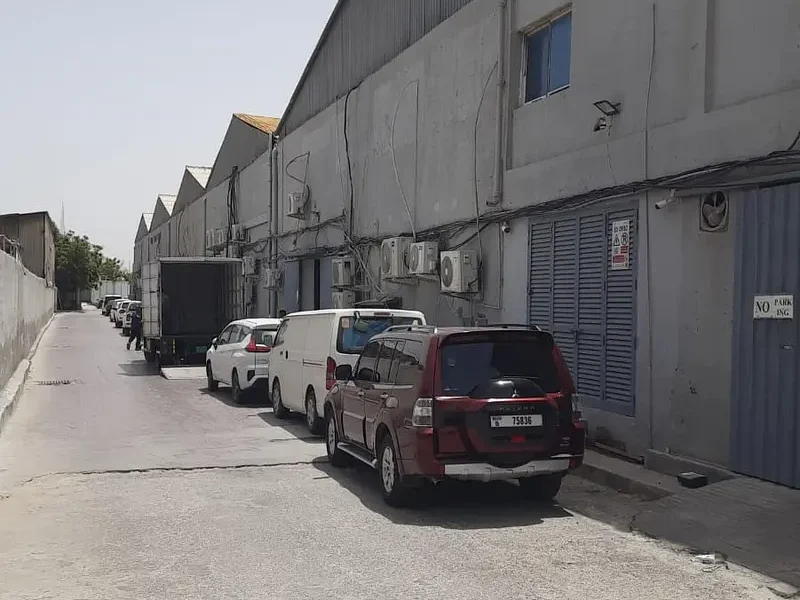 PRIME LOCATION STORAGE WAREHOUSE AVAILABLE FOR RENT ACCESSIBLE 24/7 AND EASY ACCESS