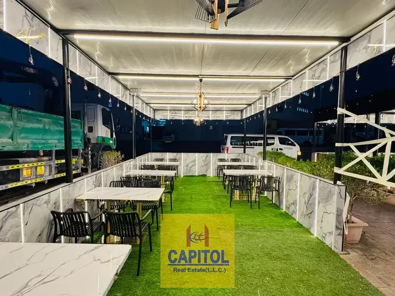 PRIME LOCATION COMMERCIAL KITCHEN/RESTAURANT AVAILABLE FOR RENT APPROVED OUTSIDE SITTING