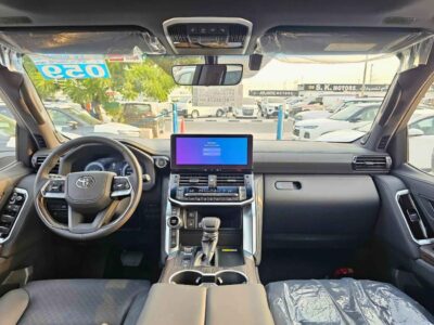2026 Toyota Land Cruiser VXR 3.5-liter V6 Twin-Turbo Petrol Engine Black SUV Automatic