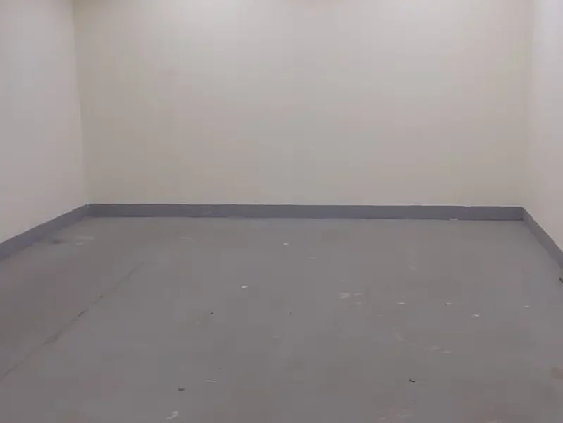 VERSATILE & SPACIOUS GROUND FLOOR STORAGE UNIT IDEAL FOR STORAGE NEEDS