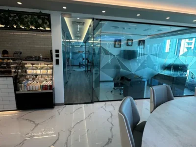 FULLY FURNISHED MODERN OFFICE FOR RENT IN BUSINESS BAY