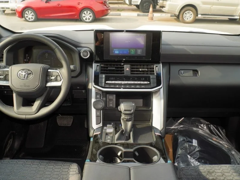 2025 Toyota Land Cruiser GXR 4.0L 6 Cylinders Petrol Engine White Black SUV GCC Specs