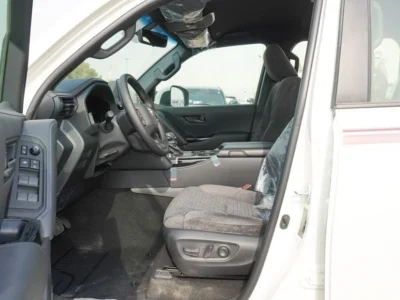 2025 Toyota Land Cruiser GXR 4.0L 6 Cylinders Petrol Engine White Black SUV GCC Specs