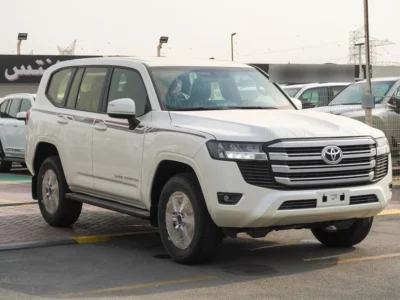 2025 Toyota Land Cruiser GXR 4.0L 6 Cylinders Petrol Engine White Black SUV GCC Specs
