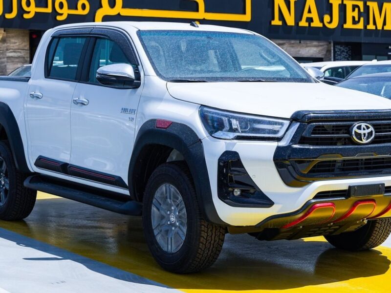2026 Toyota Hilux 6 Cylinders Petrol Engine White Black Pickup Truck GCC Specs