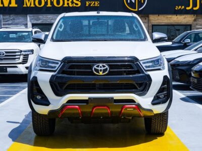 2026 Toyota Hilux 6 Cylinders Petrol Engine White Black Pickup Truck GCC Specs