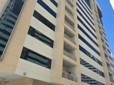CHILLER FREE 1 Bed | Fully Upgraded | 2 Baths | Car Park | Rent @ 65k (net)