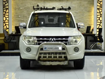 2012 Mitsubishi Pajero GLS 4 Cylinders Diesel Engine White Black SUV GCC Specs Automatic