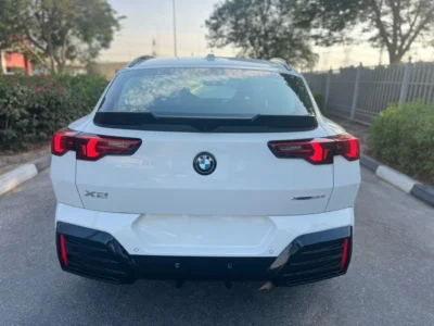 2026 BMW X2 XDRIVE 20I 2.0 Litres 4 Cylinders Petrol Engine White Red SUV GCC Specs