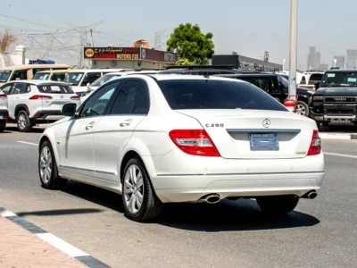 2008 Mercedes-Benz C-Class C250 4 Cylinders Petrol Engine White Black Sedan Automatic