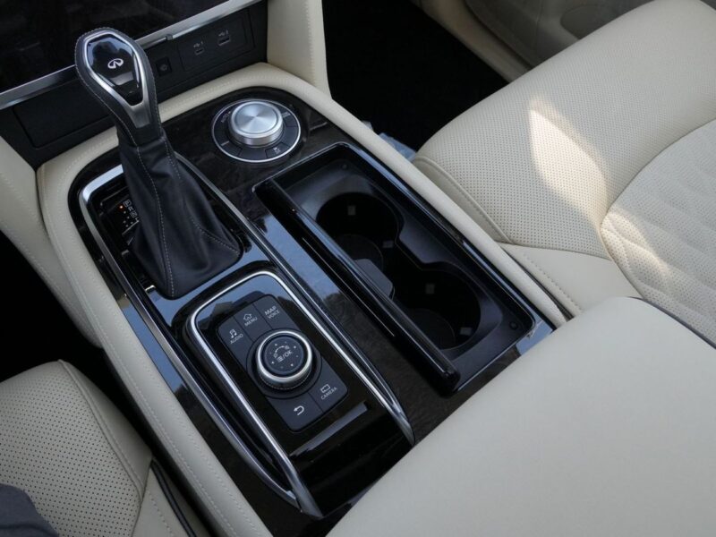 2024 INFINITI QX80 LUXURY SENSORY PROACTIVE 5.6L V8 Petrol Engine Black Beige SUV