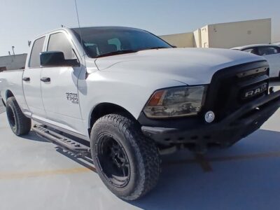 2020 DODGE RAM 1500 CLASSIC 3.6 Litres 8 Cylinders Petrol Engine White Red Pickup Truck