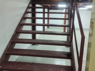 Prime Location Premium Commercial Warehouse with Offices No 20% sublease fees (BK)
