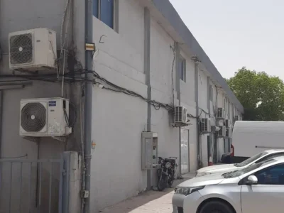 WELL LOCATED AND PRACTICAL STORAGE UNIT ON THE GROUND FLOOR IN AL QUOZ 3