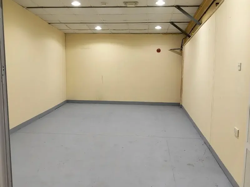 FULLY MAINTAINED STORAGE UNIT FOR PRACTICAL STORAGE USE IN AL QUOZ 4