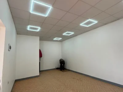 450 SQFT GROUND FLOOR WAREHOUSE WITH ATTACH WASHROOM AVAILABLE FOR RENT (BK)