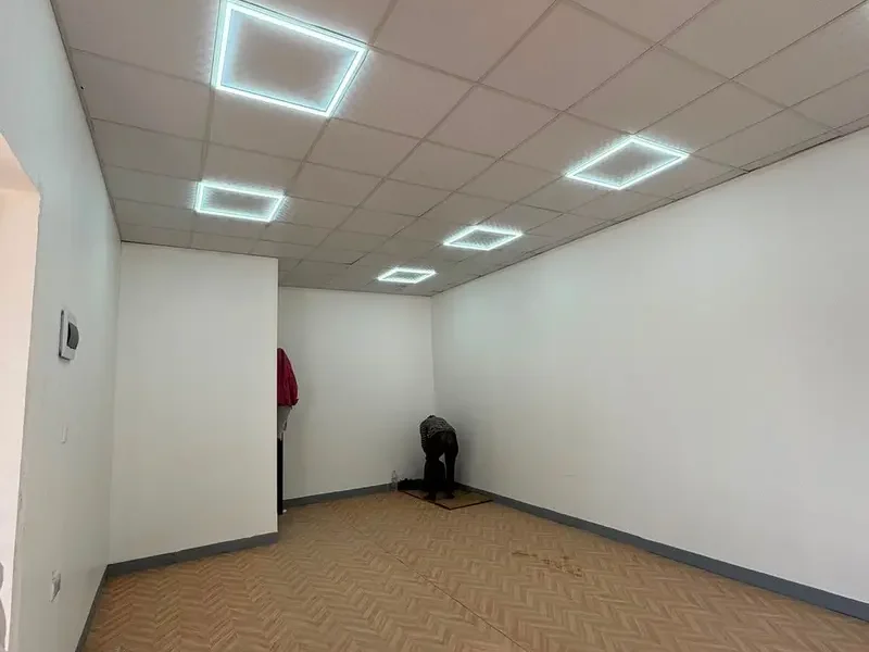 450 SQFT GROUND FLOOR WAREHOUSE WITH ATTACH WASHROOM AVAILABLE FOR RENT (BK)