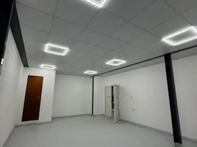 450 SQFT GROUND FLOOR WAREHOUSE WITH ATTACH WASHROOM AVAILABLE FOR RENT (BK)