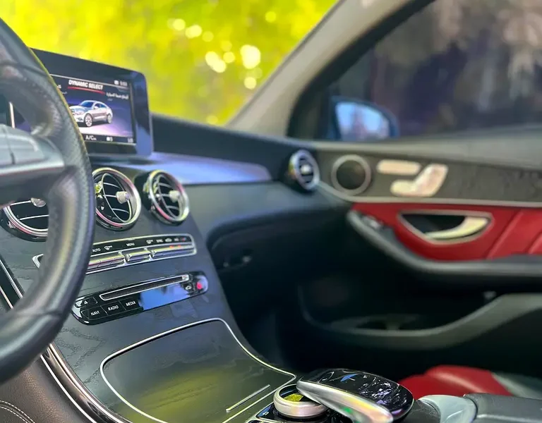 2018 Mercedes-Benz GLC-Class GLC 250 4MATIC 4 Cylinders Petrol Engine Blue Red SUV GCC Specs